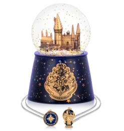 Warner Bros Charmed Aroma Hogwarts Snow Globe Candle