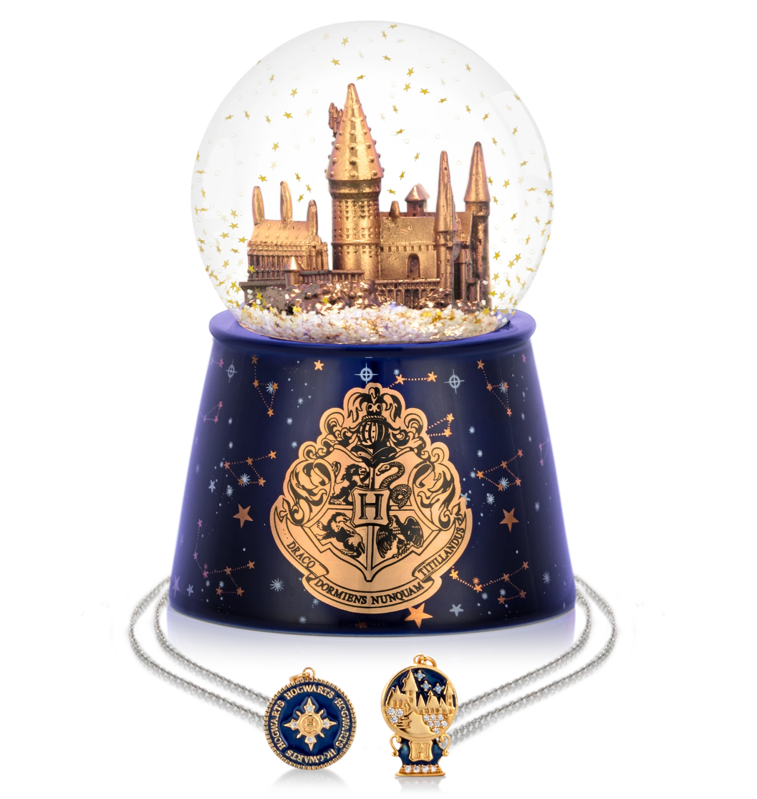 Warner Bros Charmed Aroma Hogwarts Snow Globe Candle 1 Warner Bros Charmed Aroma Hogwarts Snow Globe Candle