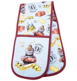 Warner Bros Hogwarts Express Oven Glove