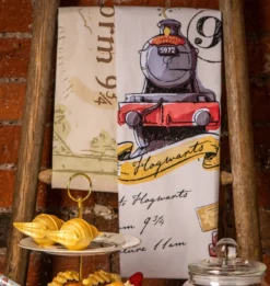Warner Bros Hogwarts Express Tea Towel Set -Harrypotter Sales Shop Platform934 product TeaTowels