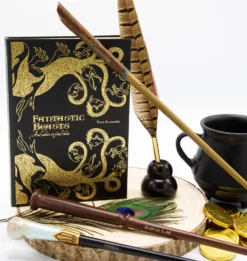 Warner Bros Newt Scamander's Wand -Harrypotter Sales Shop Product FB Characters