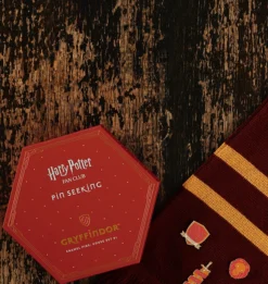 Warner Bros Second Edition Gryffindor Enamel Pins Set -Harrypotter Sales Shop gryff scarf